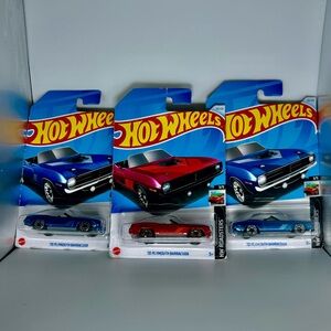 Hot Wheels Plymouth of 3x - ‘70 Plymouth Barracuda Blue 2x & Red HW Roadsters